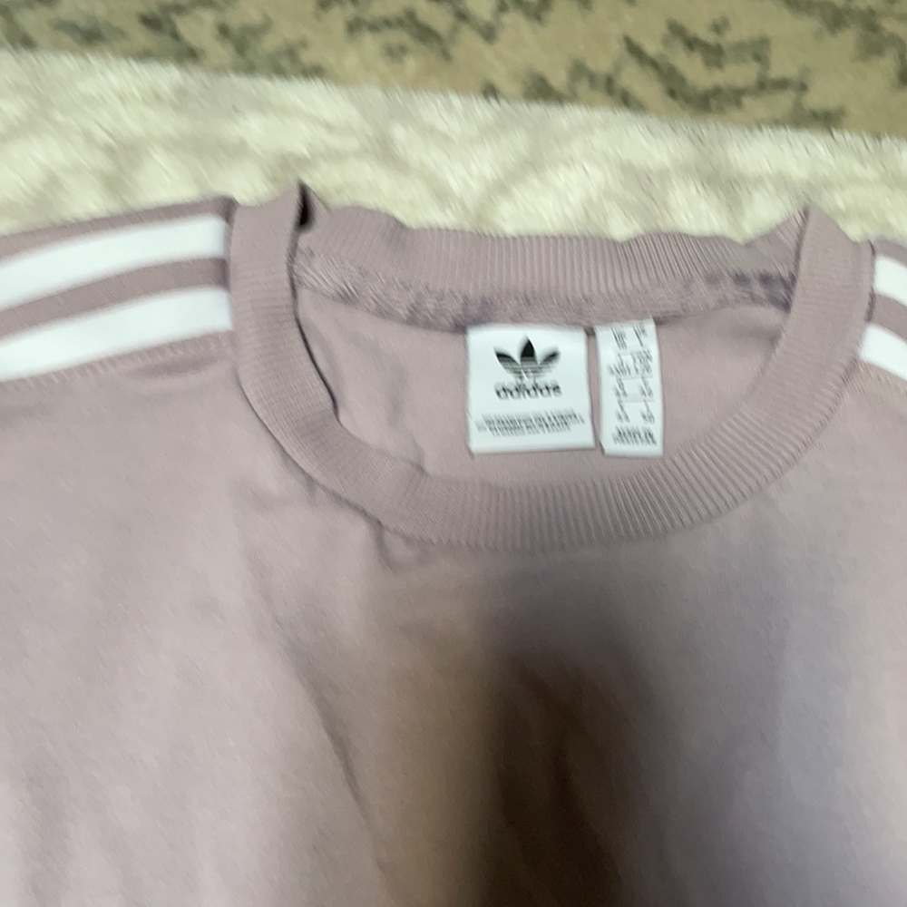 Adidas tee - Picture 3 of 3